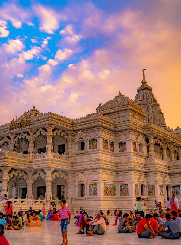 Vrindavan Tour - The plandia travels